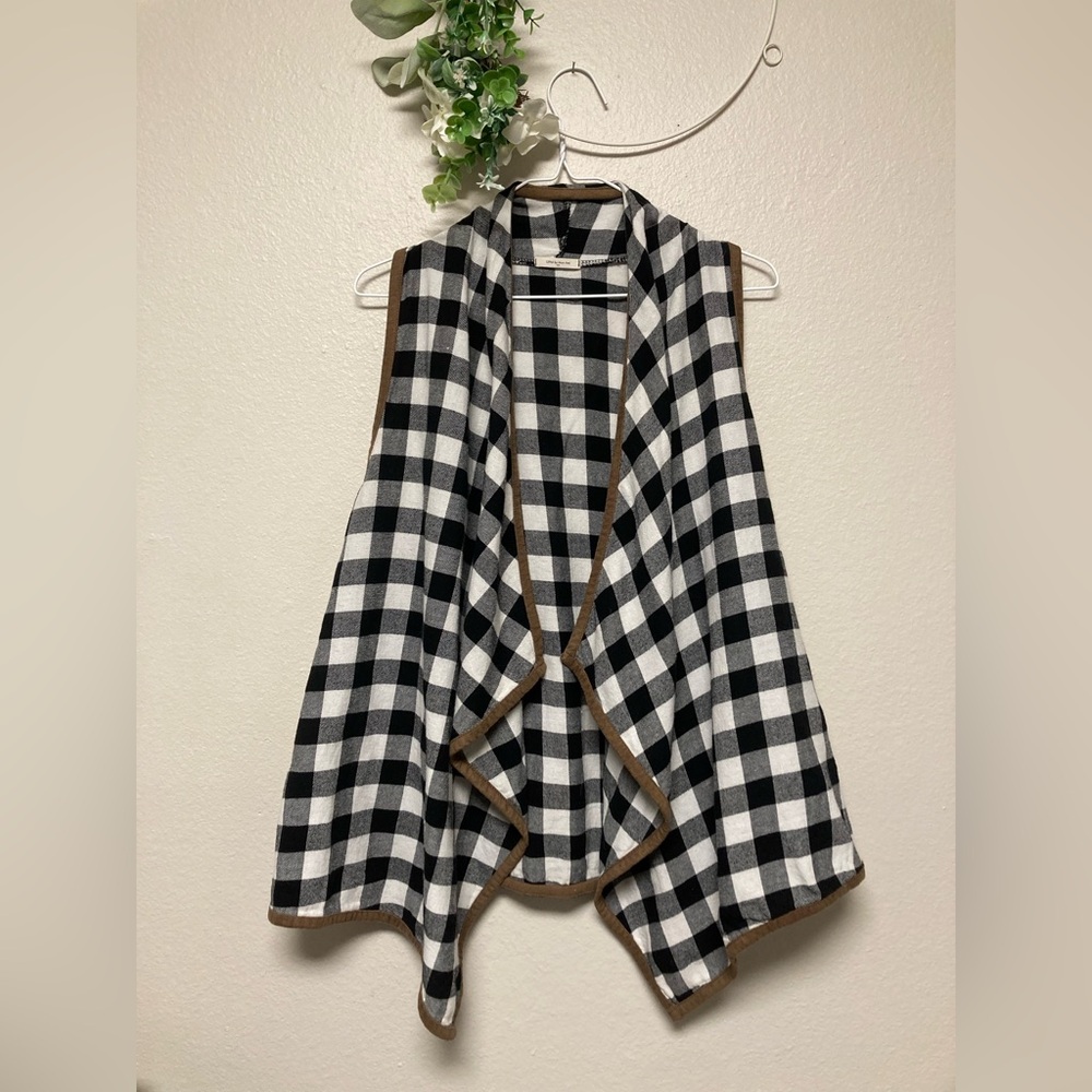 12PM by Mon Ami Flowy Checkered Fashion Vest S